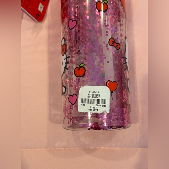 Hello Kitty Glitter Filled Water Bottle - Picture 4 of 6